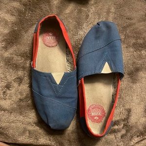 Blue and red Wakai comfy shoes size 6